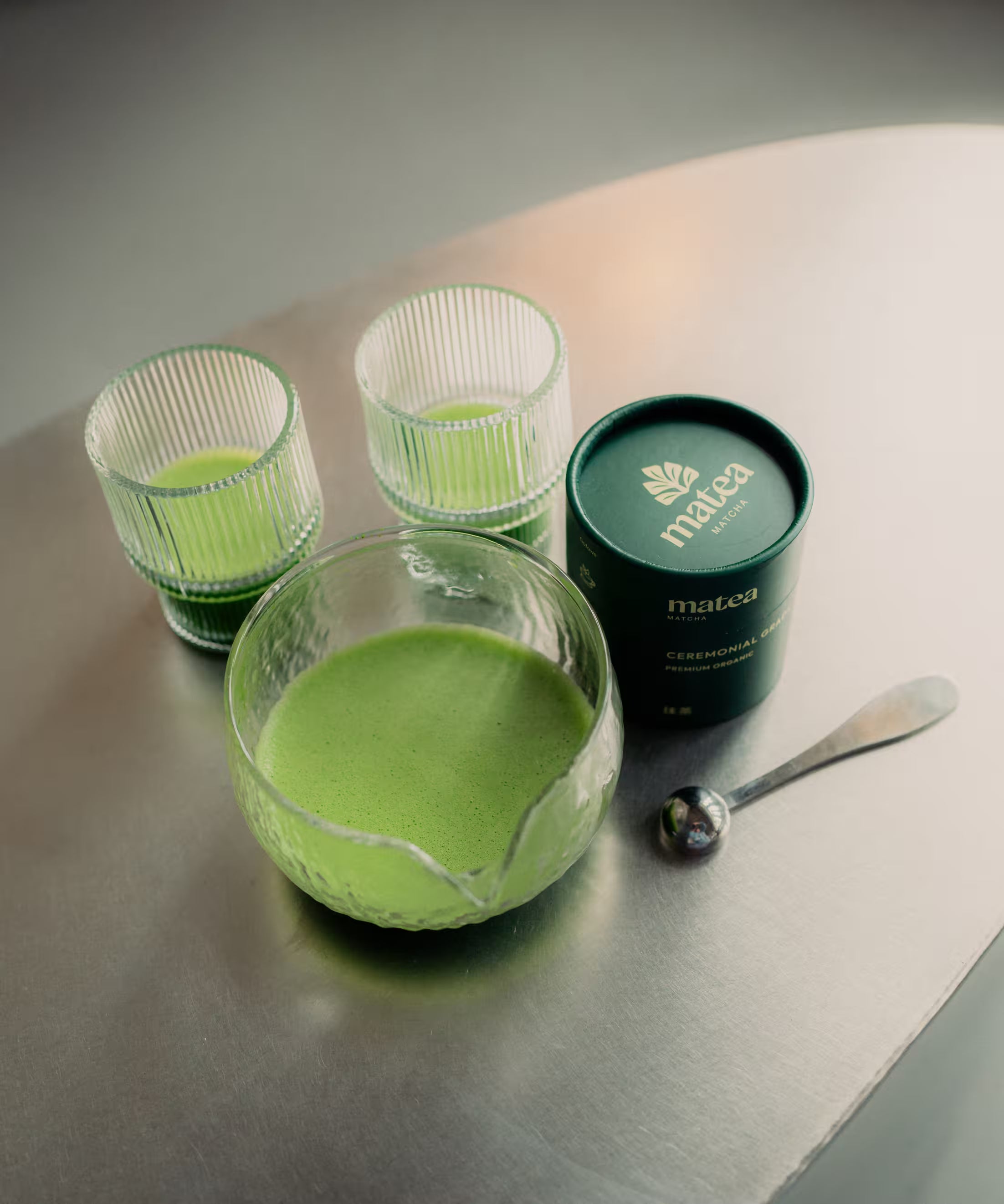 Ile kalorii ma matcha? Sprawdź kaloryczność i wartości odżywcze herbaty