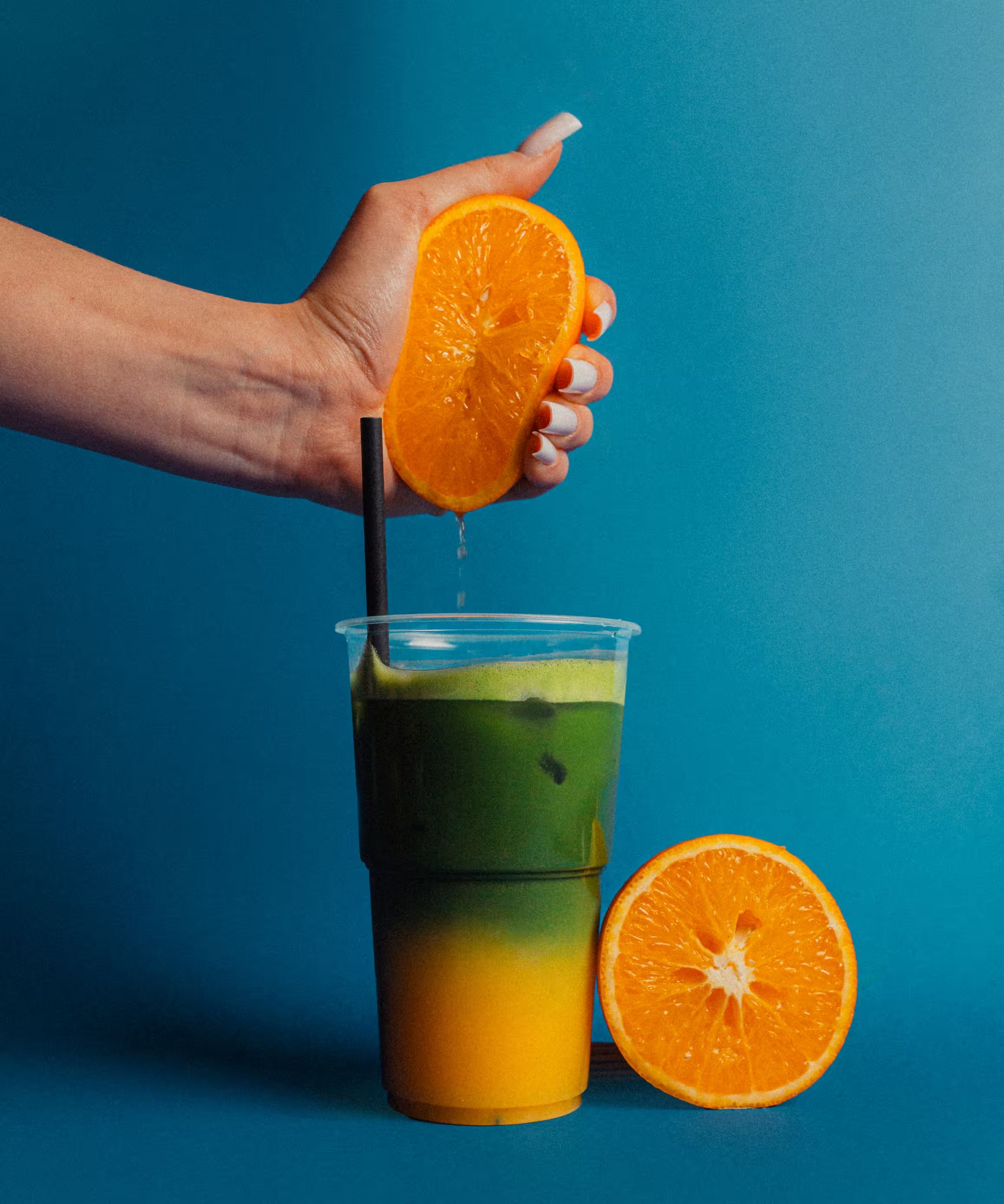 Matcha na zimno - 4 przepisy na iced matcha, cold brew i lemonade